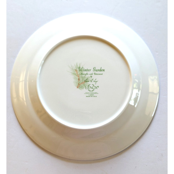 LENOX Winter Garden Amaryllis Bittersweet Louise Le Luyer 3 Dinner Plates $150 - Picture 5 of 8